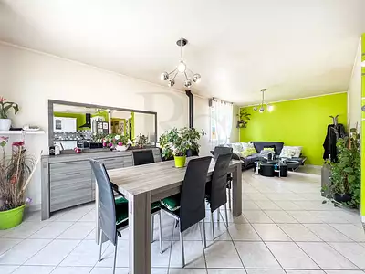 Maison, 77 m²