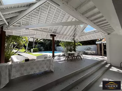 Maison, 280 m²