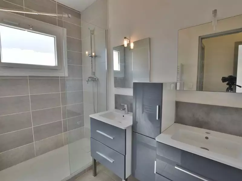 Maison, 83 m²