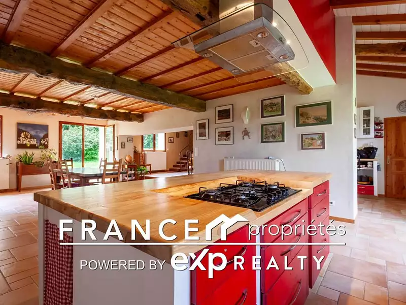 Maison, 280 m²