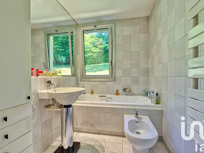 Maison, 220 m²