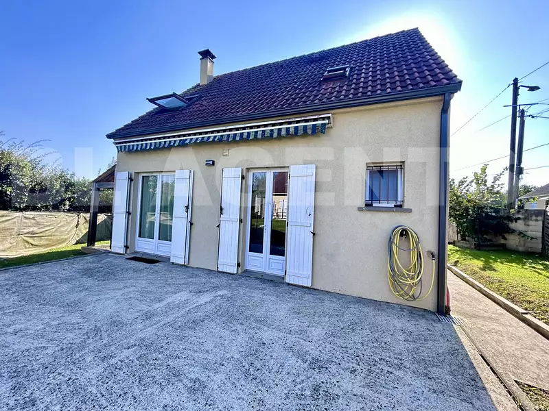 Maison, 93 m²