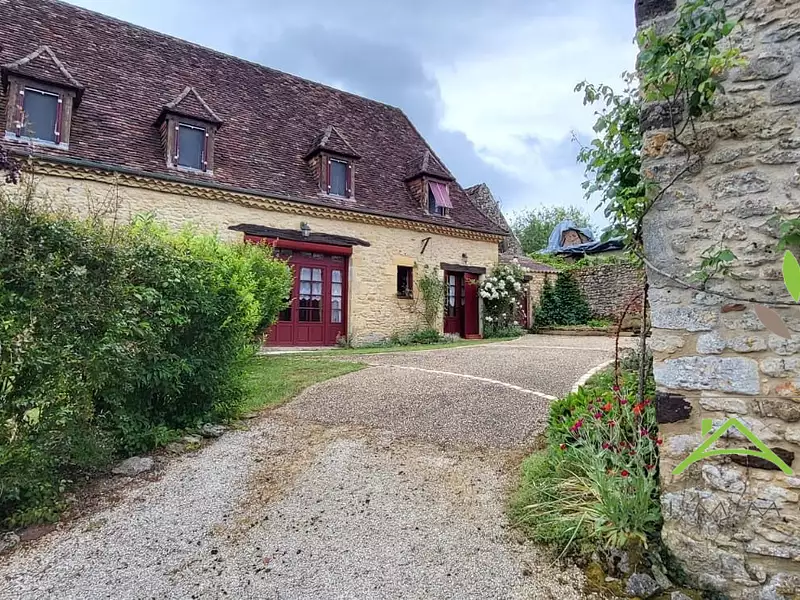 Maison, 330 m²
