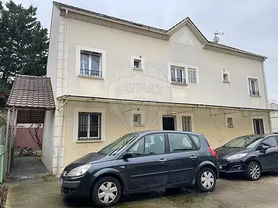 Immeuble, 270 m²