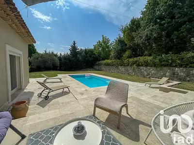 Maison, 254 m²