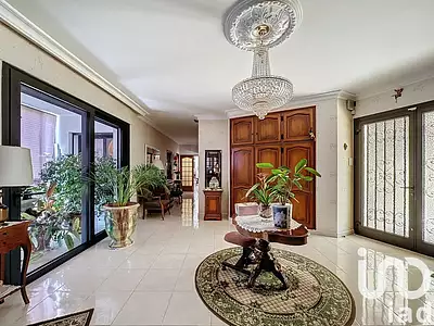 Maison, 227 m²