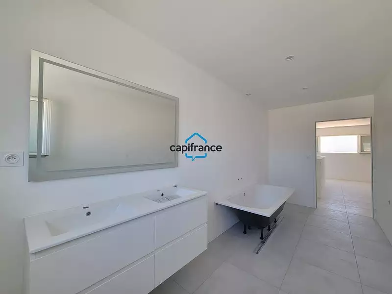 Maison, 157 m²
