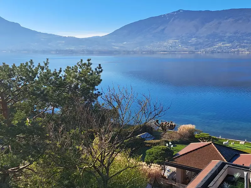 Maison, 240 m²