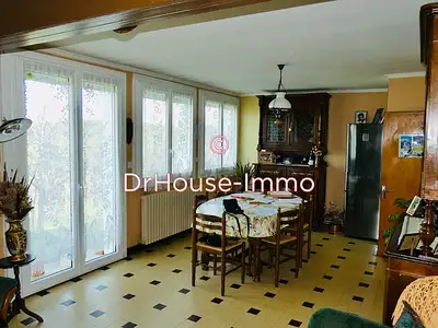 Maison, 235 m²