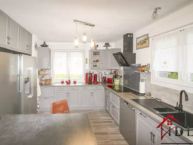 Maison, 145 m²