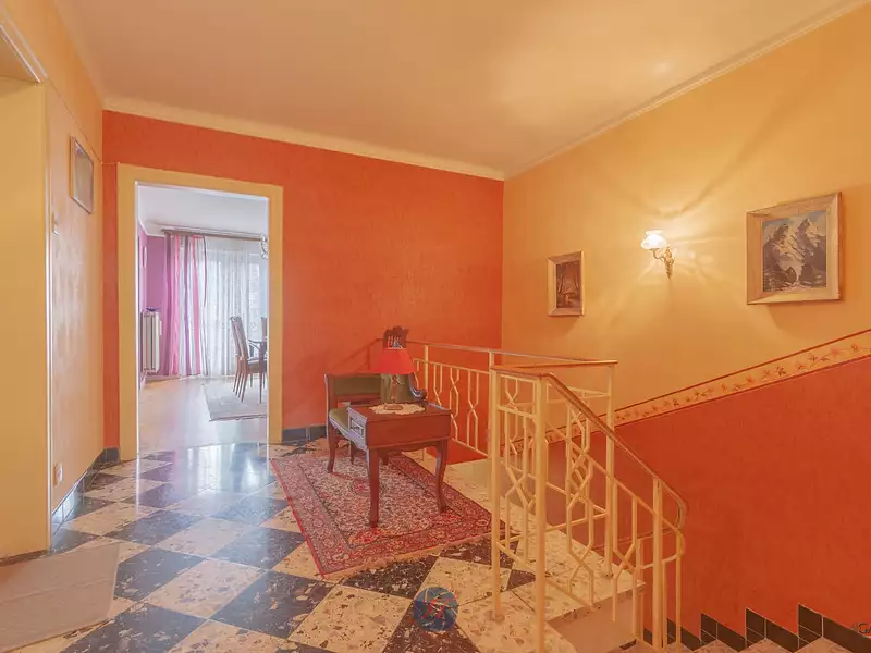 Maison, 214 m²