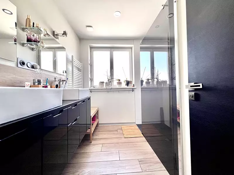 Maison, 204 m²