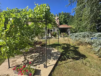 Maison, 163 m²