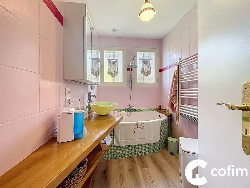 Maison, 185 m²