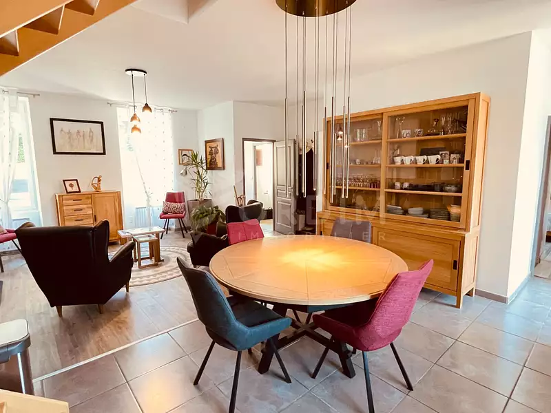 Maison, 163 m²