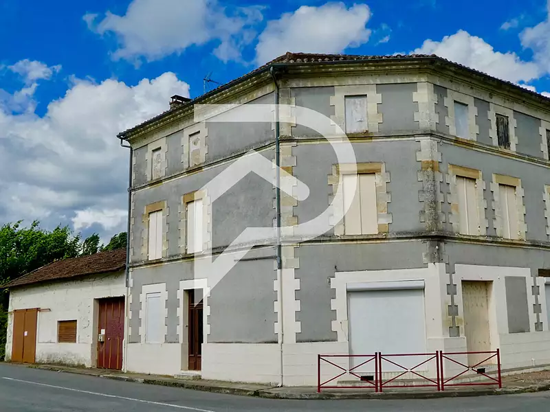 Immeuble, 400 m²