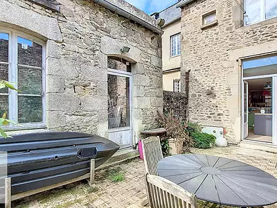 Immeuble, 367 m²