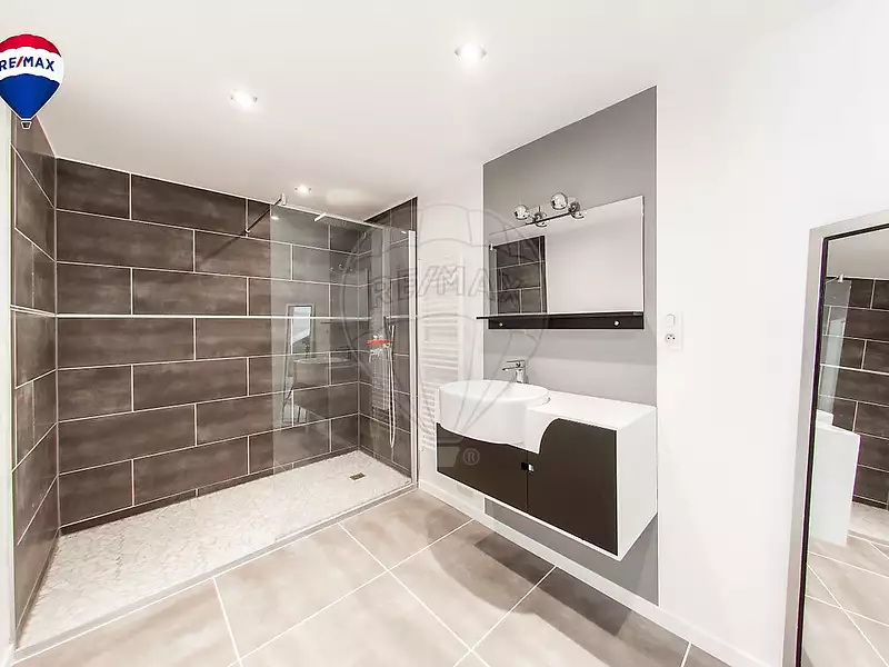 Maison, 203 m²
