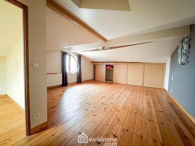 Maison, 320 m²