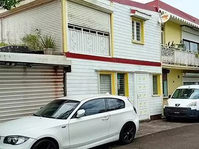 Maison, 251,97 m²