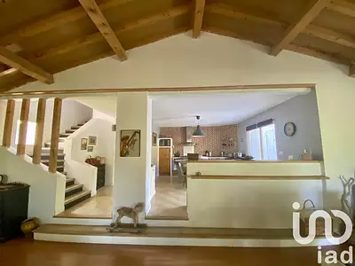 Maison, 197 m²