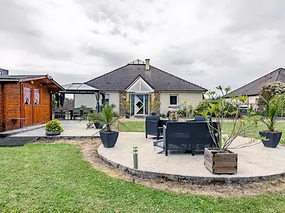 Maison, 166 m²