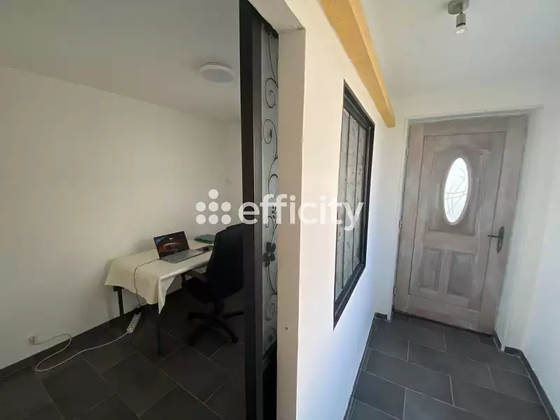 Maison, 220 m²