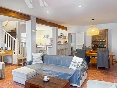 Maison, 165 m²