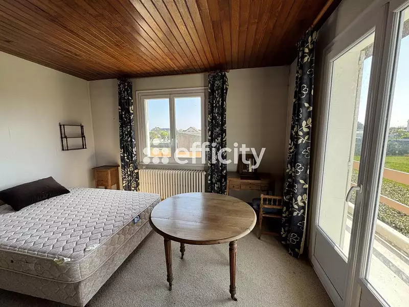 Maison, 230 m²