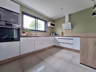 Maison, 176 m²