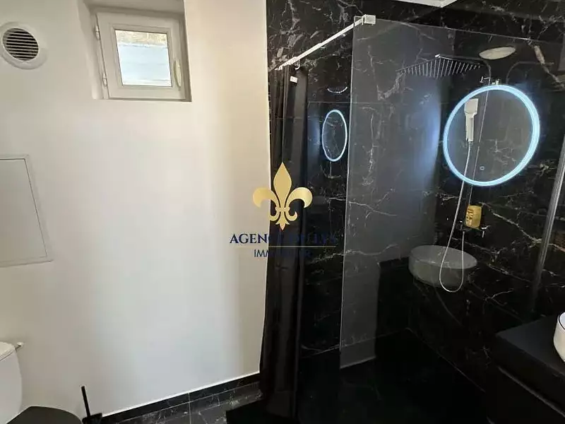 Maison, 160 m²