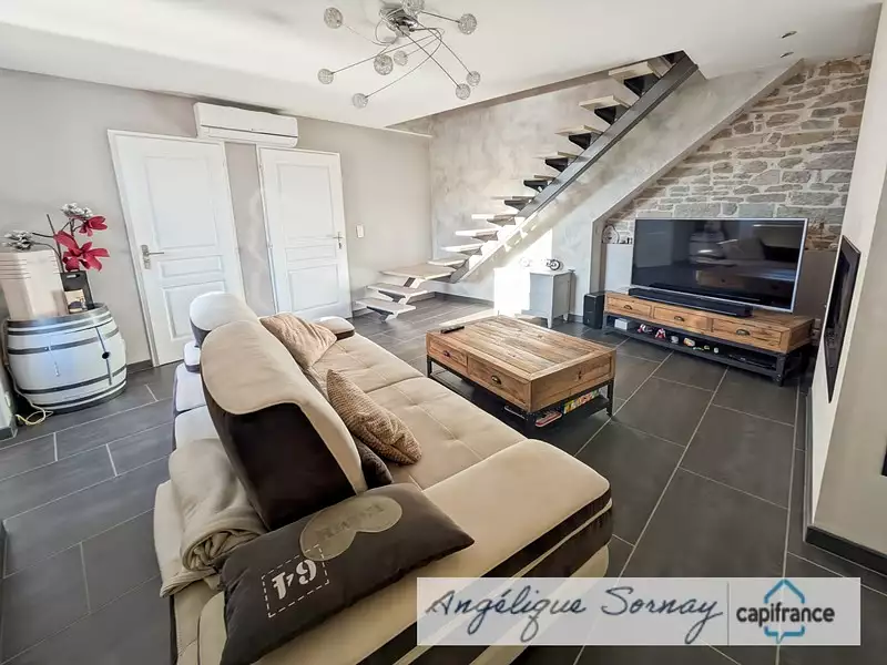 Maison, 93 m²