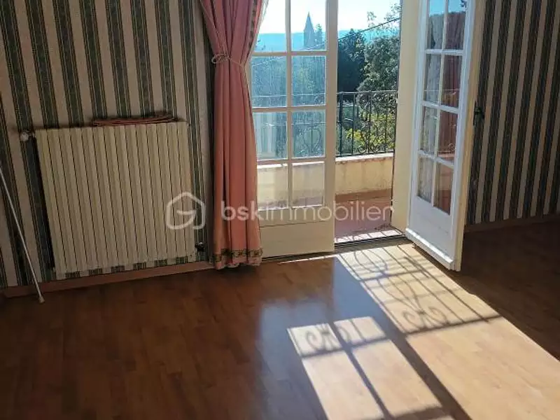 Maison, 248 m²