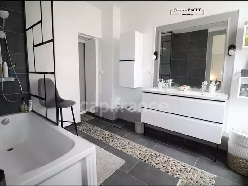 Appartement, 193 m²