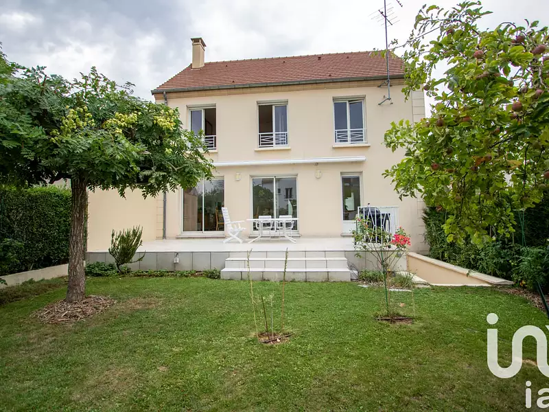 Maison, 141 m²