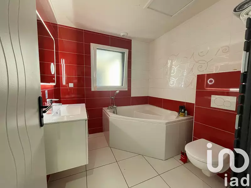 Maison, 128 m²