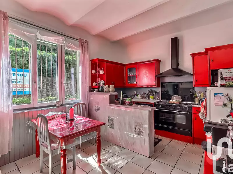 Maison, 178 m²