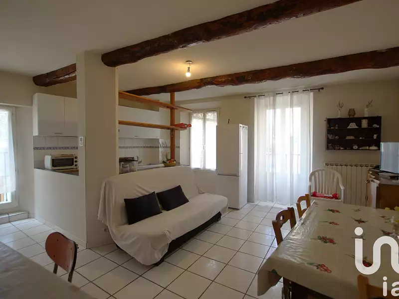 Immeuble, 177 m²