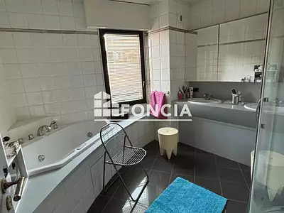 Maison, 170 m²
