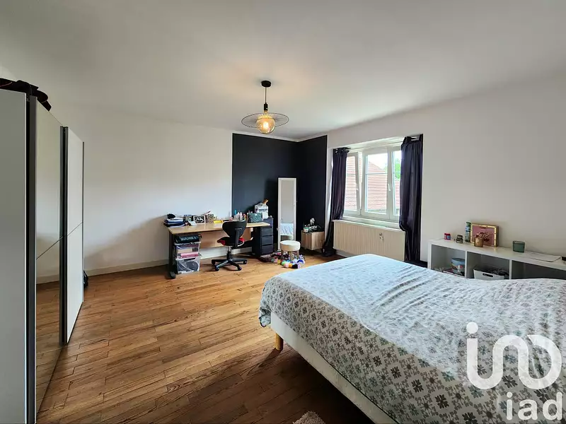 Maison, 197 m²