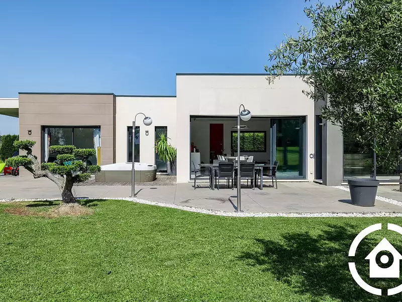 Maison, 165,59 m²