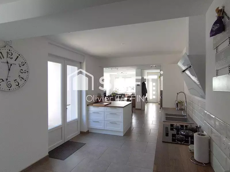 Maison, 121 m²