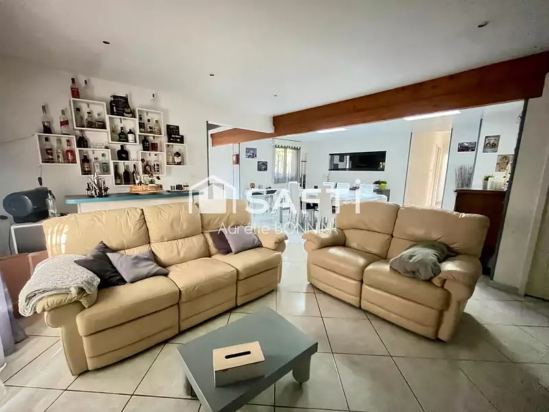 Maison, 145 m²