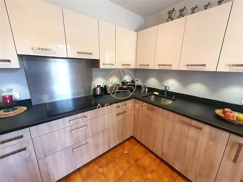 Maison, 97 m²