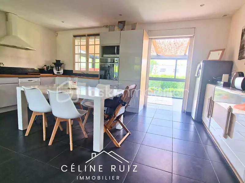 Maison, 126 m²