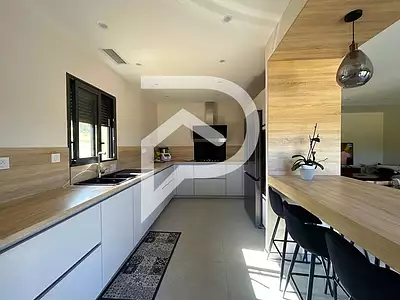 Maison, 155 m²