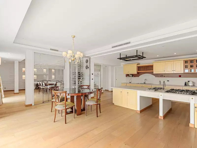 Maison, 398 m²