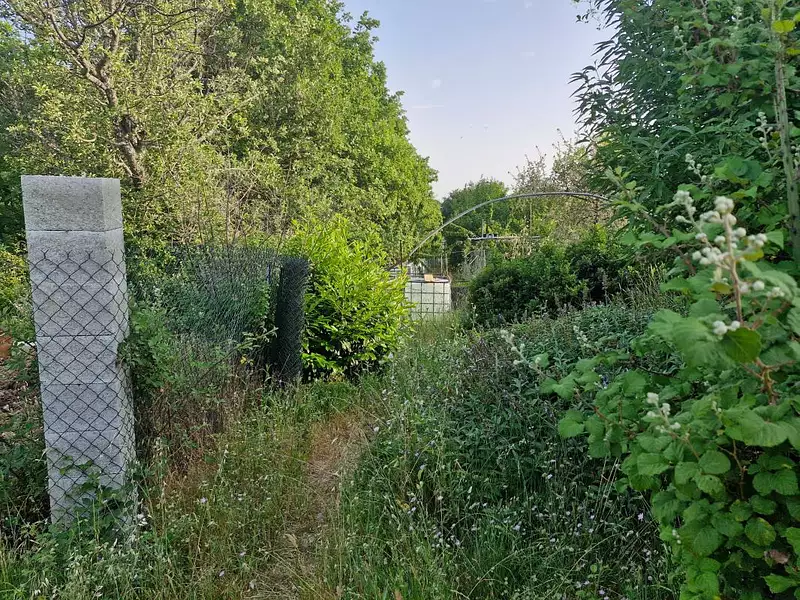 Terrain, 1 886 m²