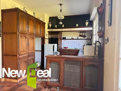 Maison, 240 m²