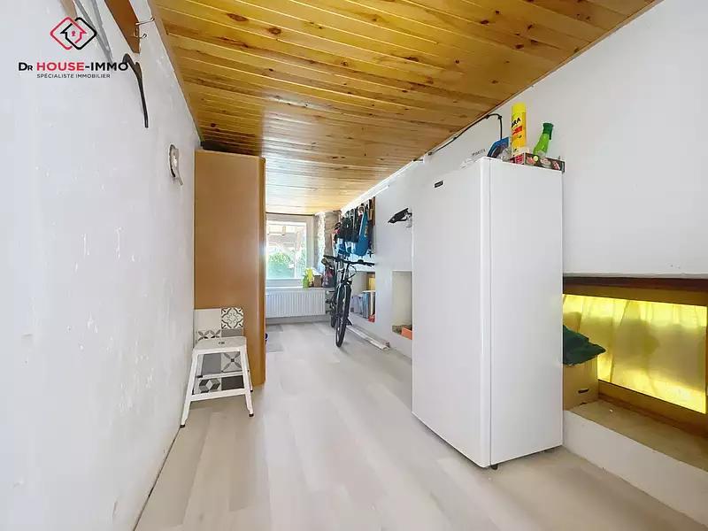 Maison, 166 m²